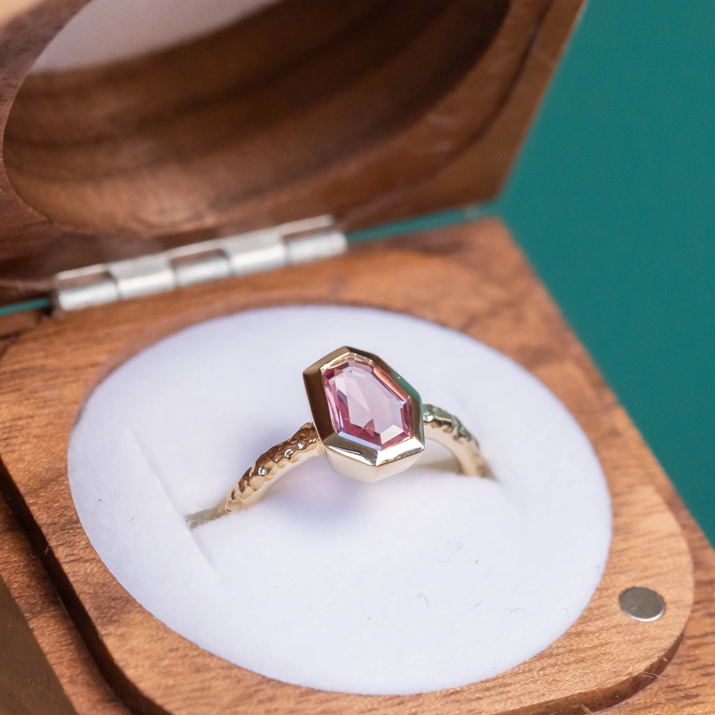 0.92ct Pink Geo Slice Sapphire Evergreen Low Profile Bezel Solitaire Ring in 14k Yellow Gold