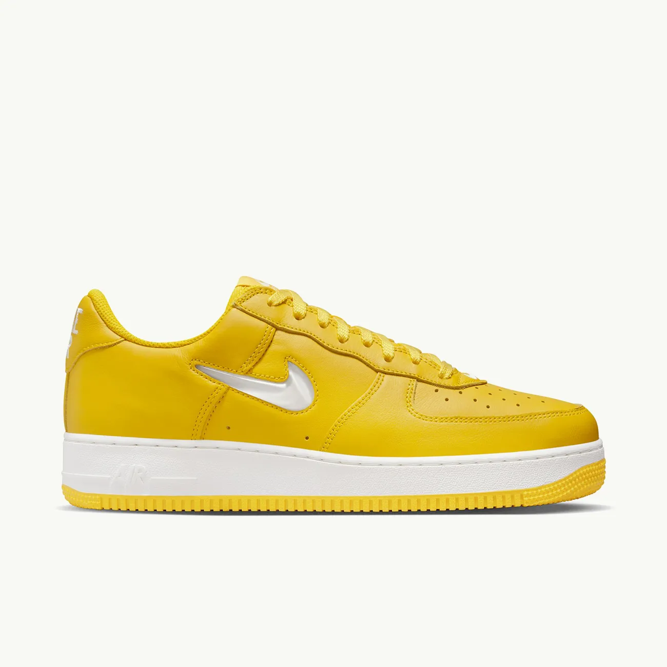 AIR FORCE 1 LOW RETRO SUMMIT WHITE SPEED YELLOW