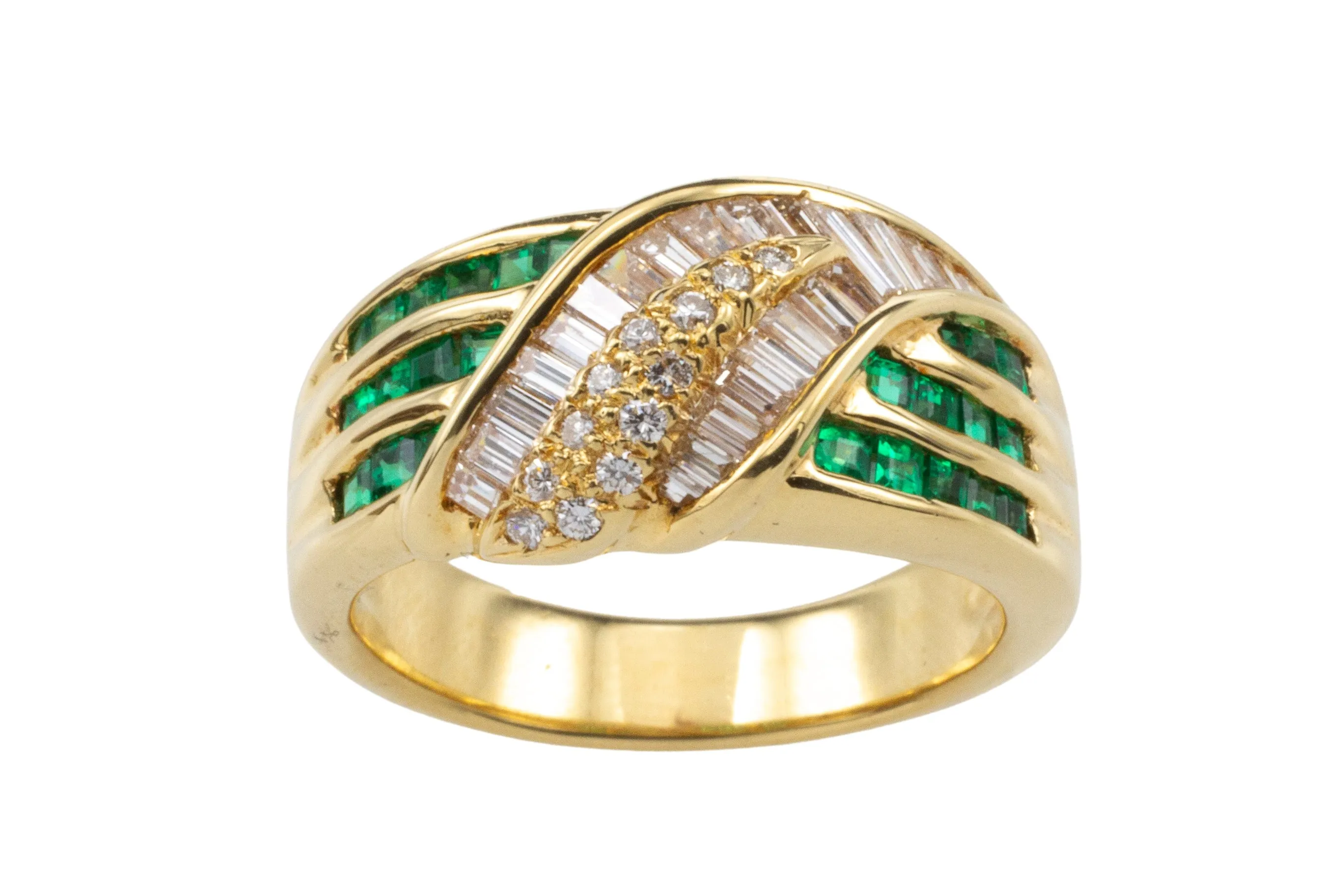 Baguette and brilliant cut diamond ring with emeralds