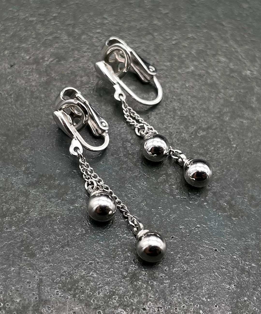 【USA輸入】 ヴィンテージ TRIFARI ボール チェーン イヤリング/Vintage TRIFARI Ball Chain Clip On Earrings