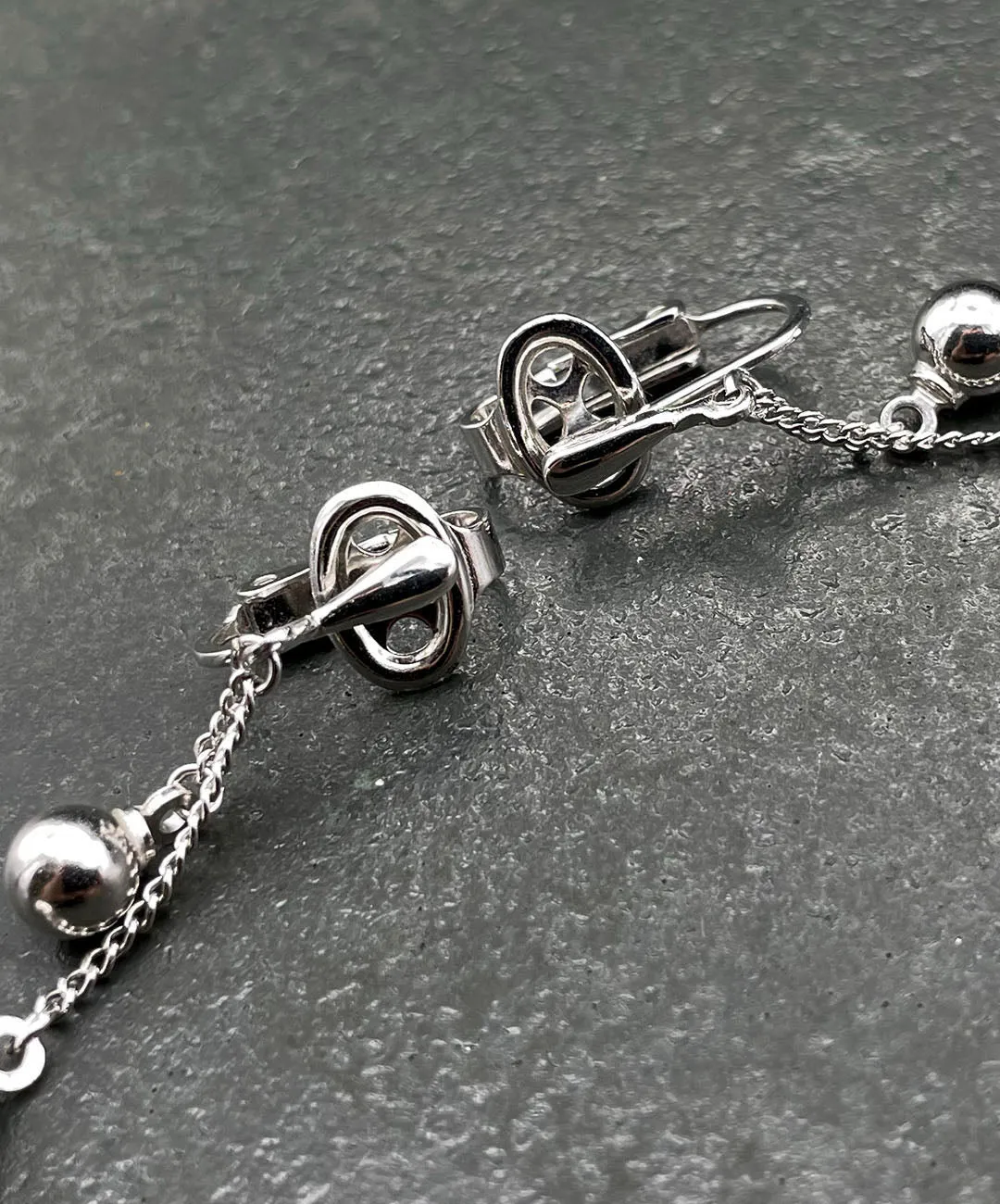 【USA輸入】 ヴィンテージ TRIFARI ボール チェーン イヤリング/Vintage TRIFARI Ball Chain Clip On Earrings