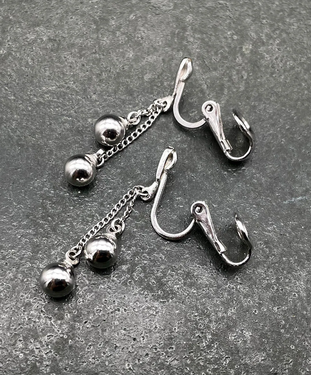 【USA輸入】 ヴィンテージ TRIFARI ボール チェーン イヤリング/Vintage TRIFARI Ball Chain Clip On Earrings