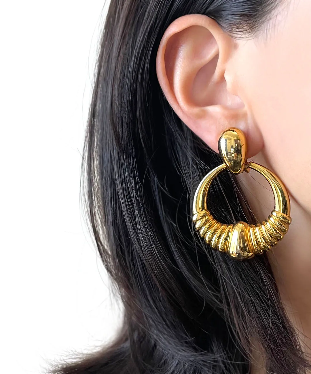 【USA輸入】ヴィンテージ KJL フープ メタル イヤリング/Vintage KJL Hoop Metal Clip On Earrings