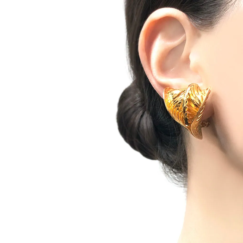 【USA輸入】ヴィンテージ NAPIER リーフ イヤリング/Vintage NAPIER Leaf Clip On Earrings