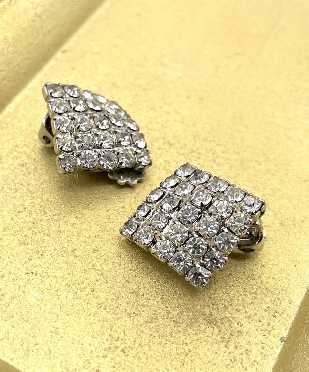 【USA輸入】ヴィンテージ STAR クリアビジュー パヴェ イヤリング/Vintage STAR Clear Bijou Pave Clip On Earrings