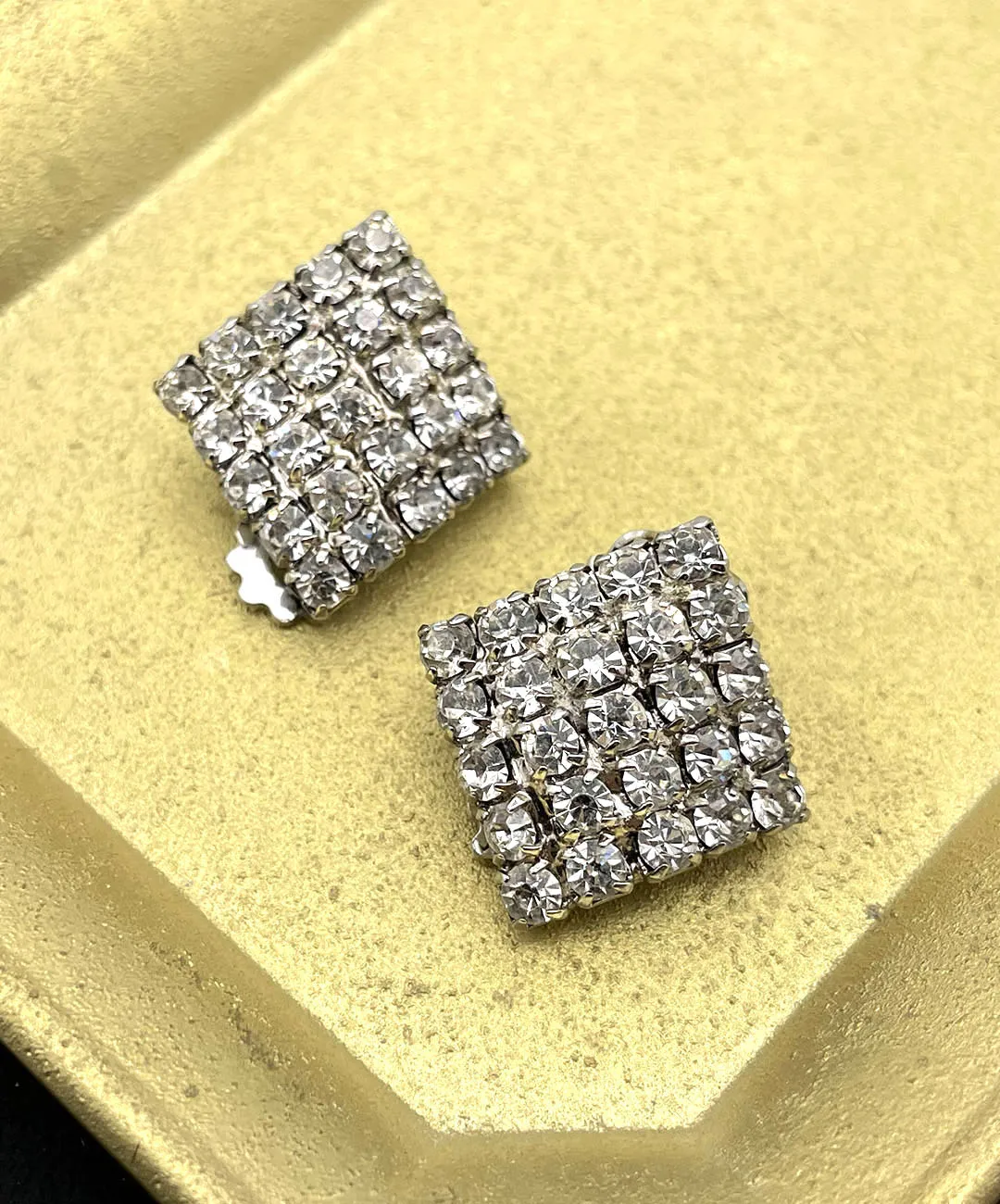 【USA輸入】ヴィンテージ STAR クリアビジュー パヴェ イヤリング/Vintage STAR Clear Bijou Pave Clip On Earrings