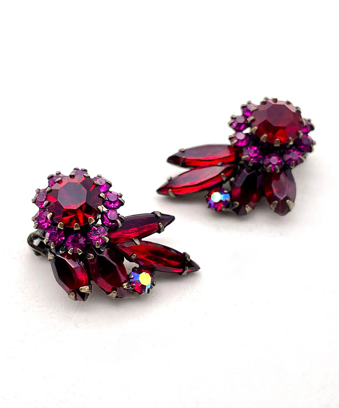 【USA輸入】ヴィンテージ WEISS レッド マゼンダ ビジュー イヤリング/Vintage WEISS Red Magenta Bijou Clip On Earrings