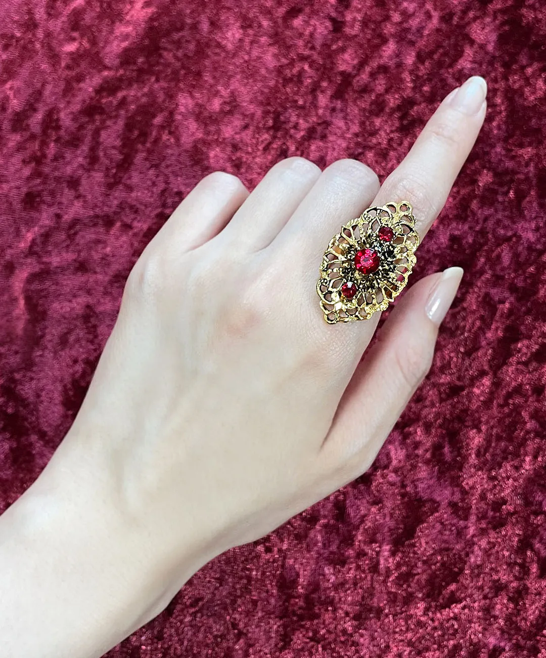 【USA輸入】ヴィンテージ レッドビジュー オープンワーク リング/Vintage Red Bijou Openwork Ring