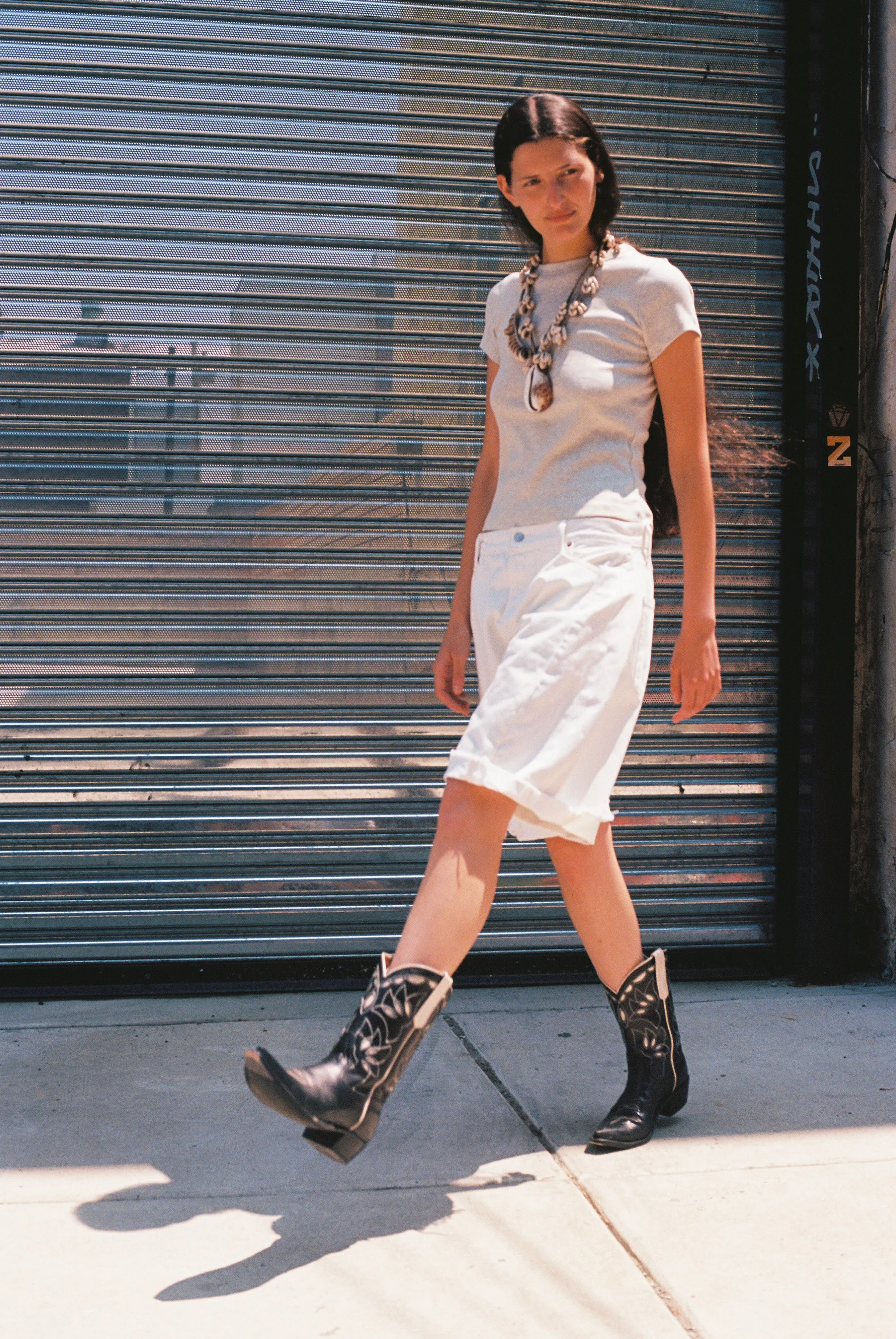 Vintage Lasso Jean Shorts in White