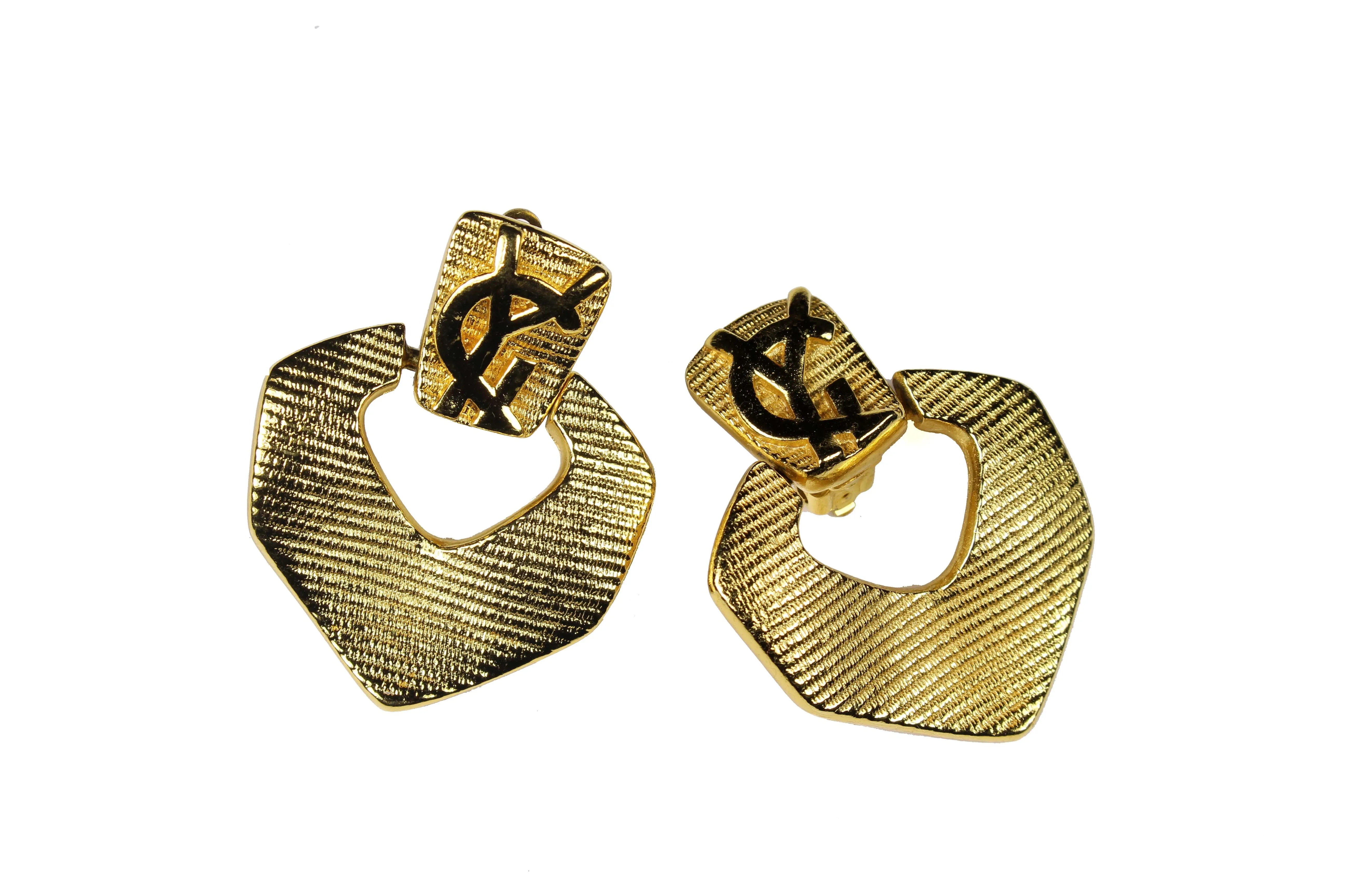 YVES SAINT LAURENT ribbed Logo earrings