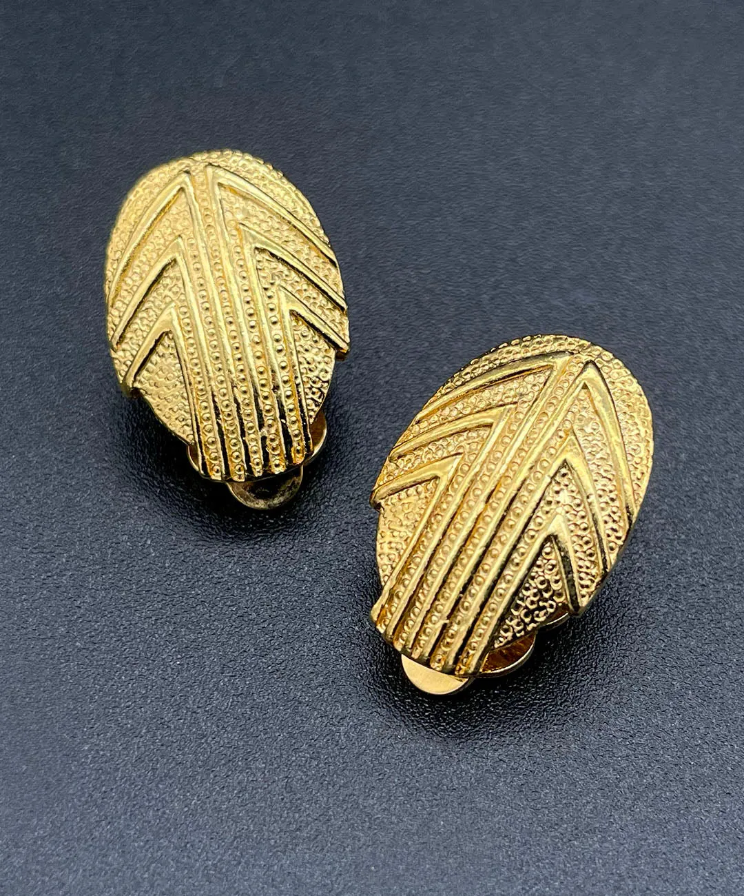 【フランス輸入】ヴィンテージ SPHINX アブストラクト メタル イヤリング/Vintage SPHINX Abstract Metal Clip On Earrings